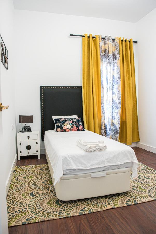 Laura Apartment Puerto Valencia Buitenkant foto